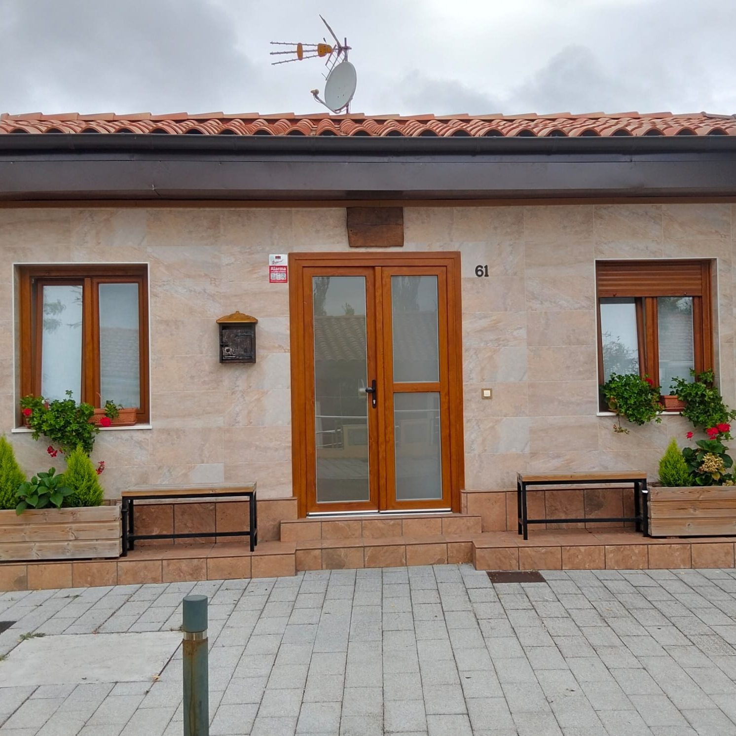 PHOTO-2025-09-22-08-09-28